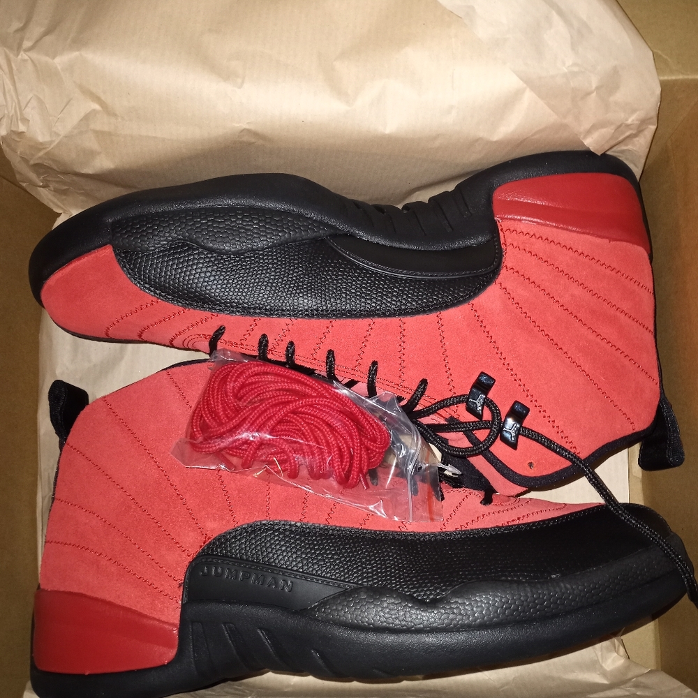 Air Jordan - Picture 2 of 10